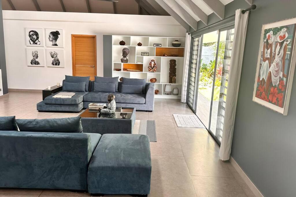Three-Bedroom Villa photo 1