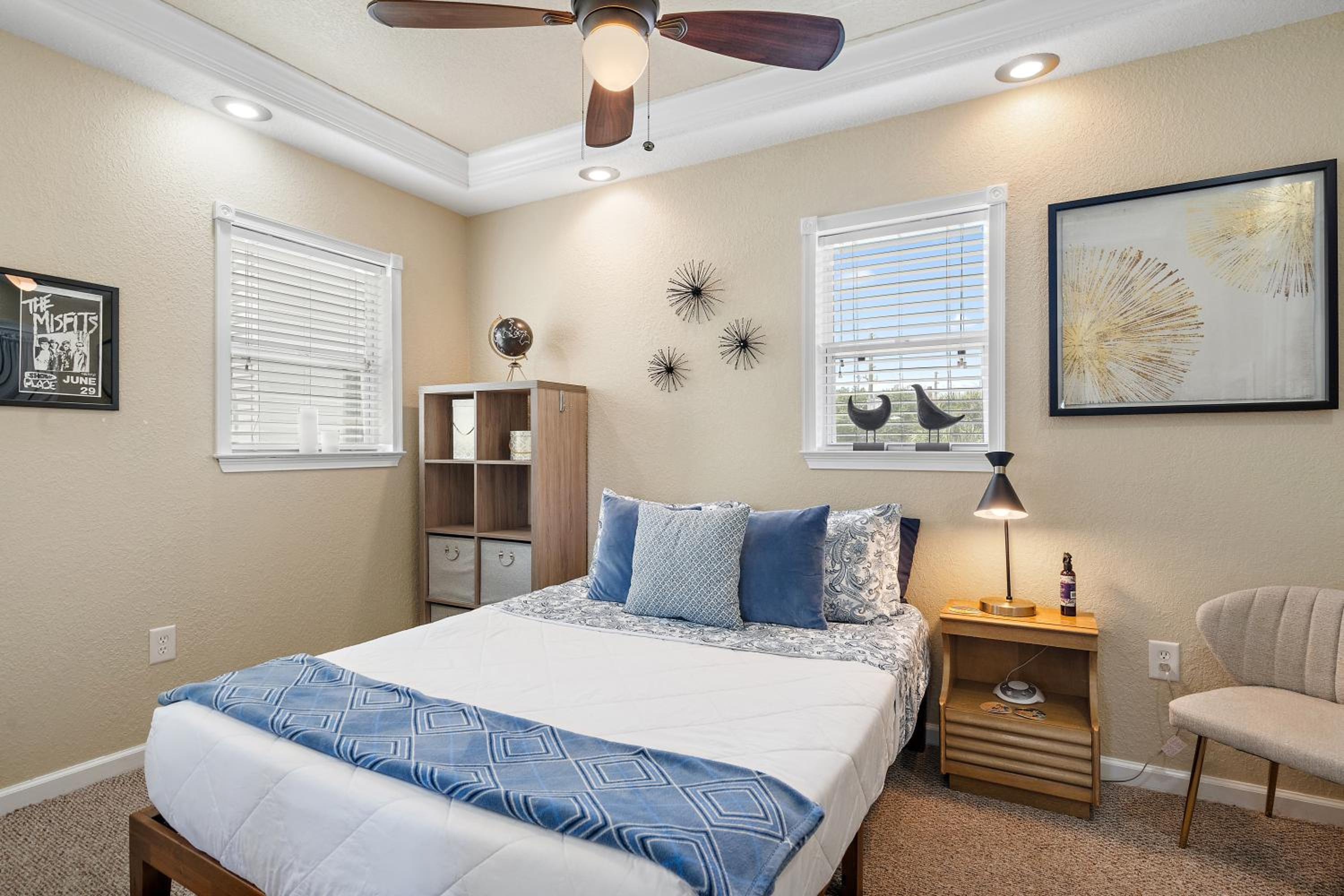Studio Apartment photo 1