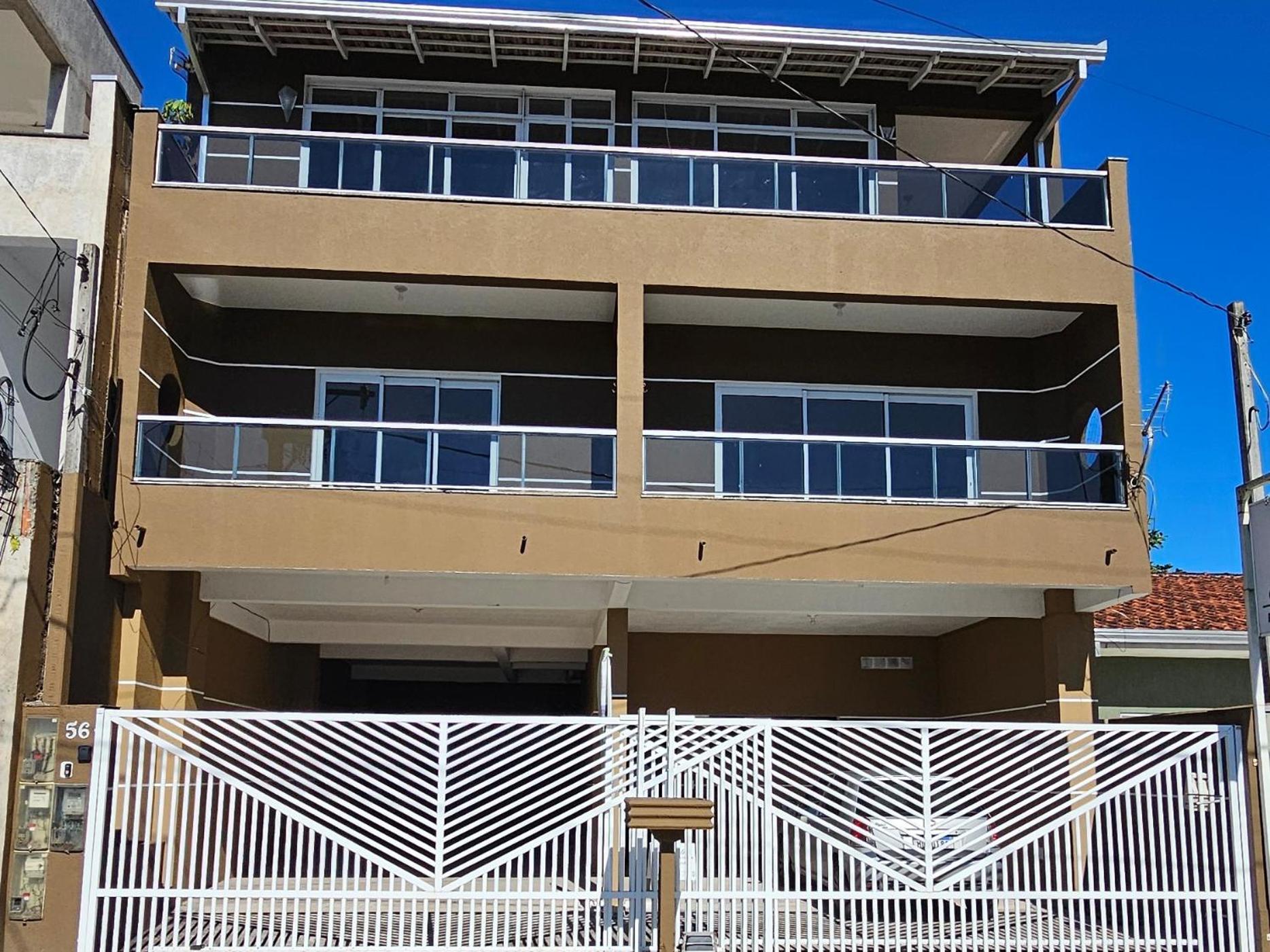 Apartment with Balcony photo 3