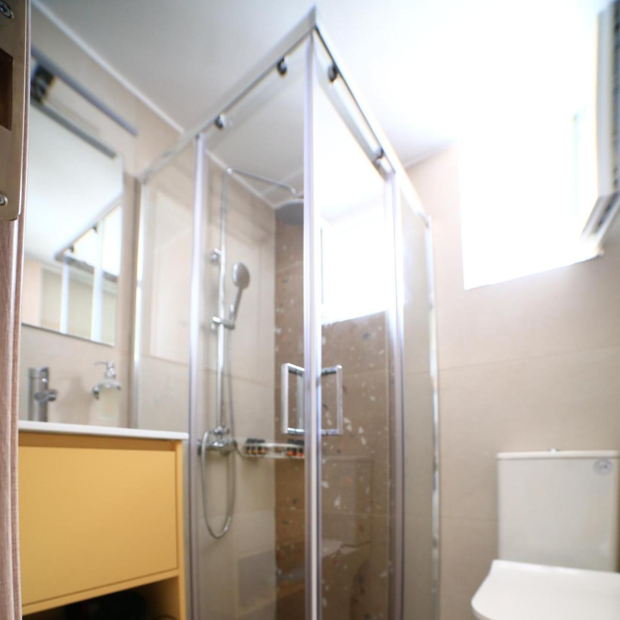 Superior One-Bedroom Apartment with Balcony photo 2