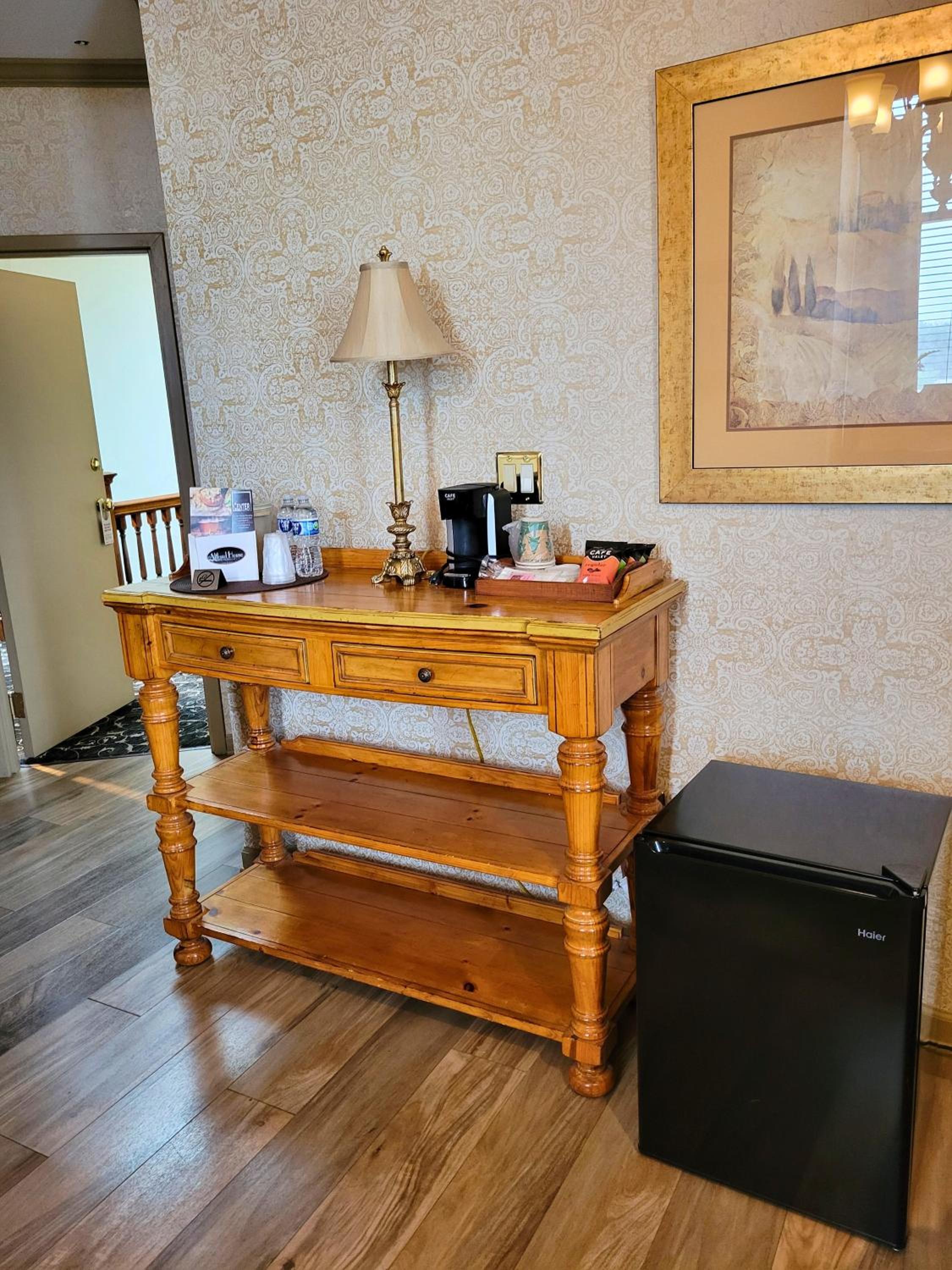 Deluxe Suite - Photo 10