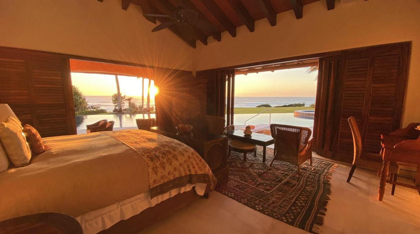 Villa photo 1