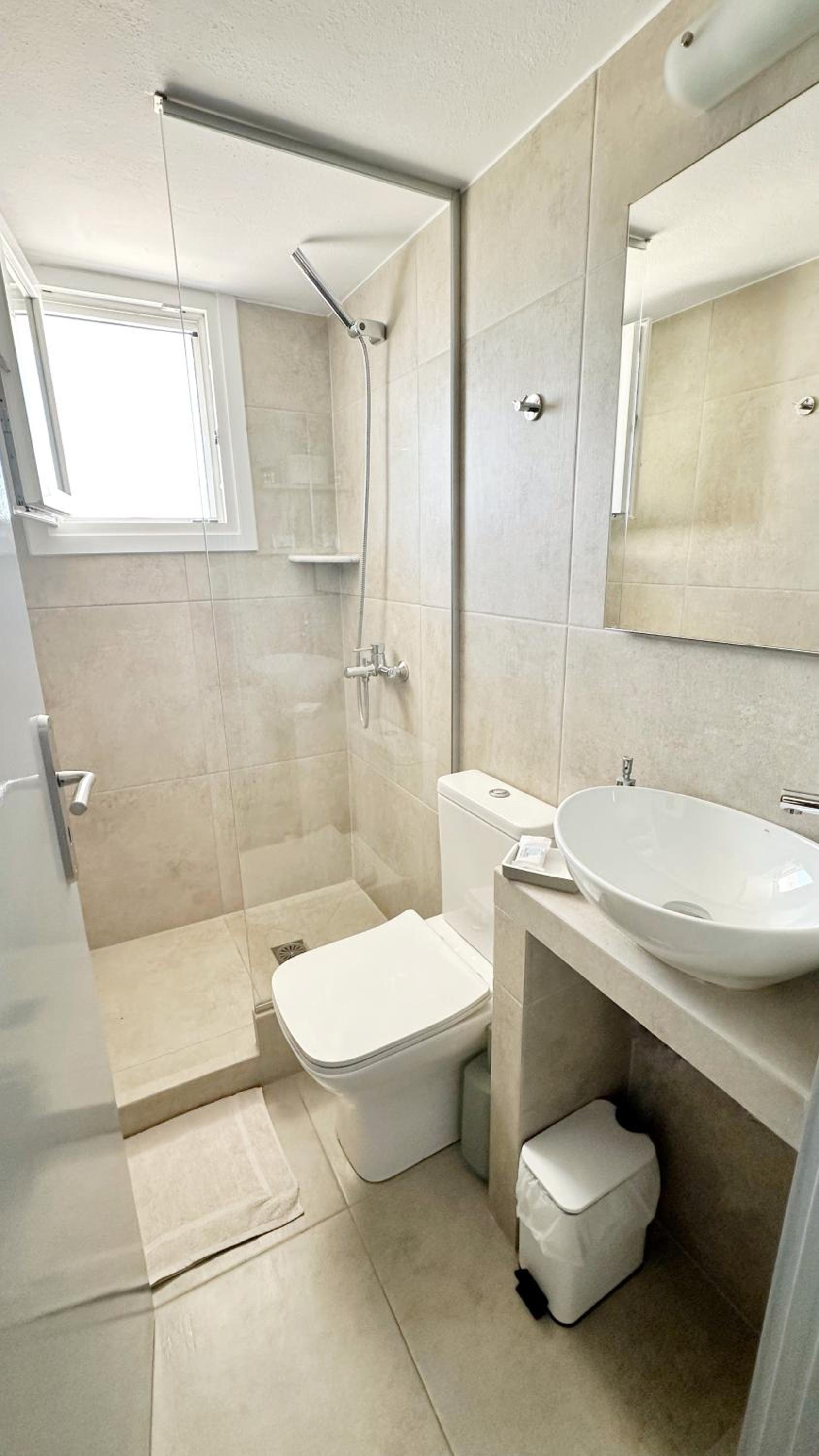 Double Room with Balcony and Sea View photo 2