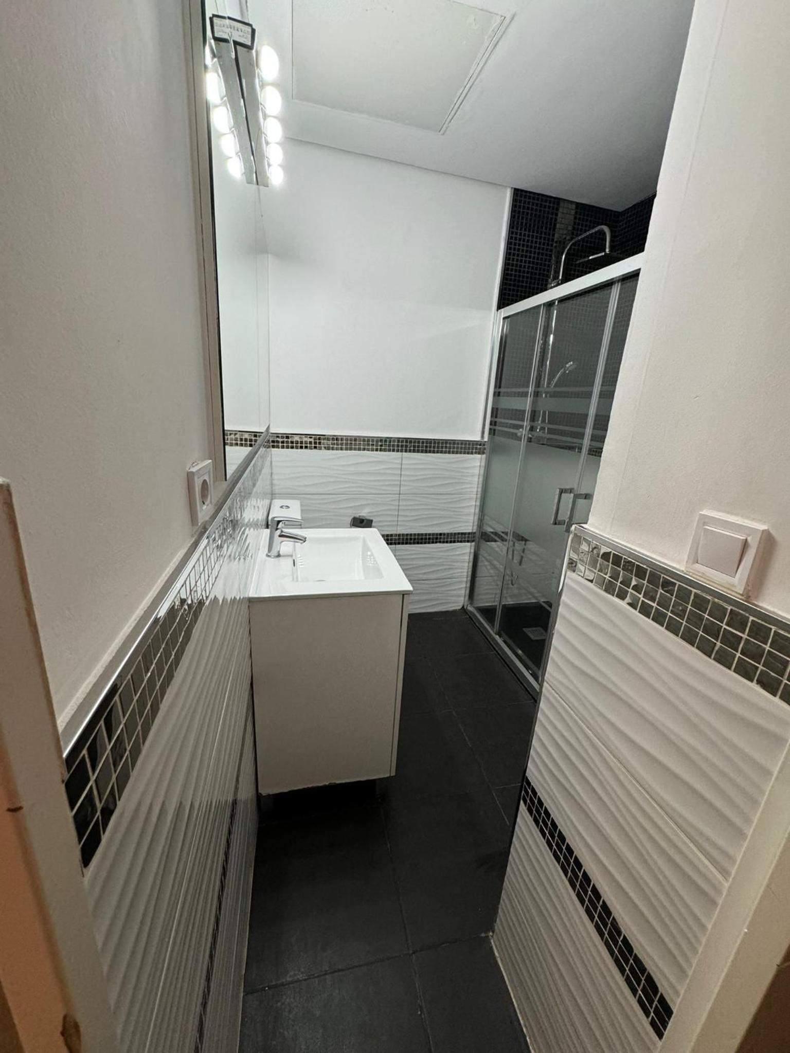 Apartment photo 2