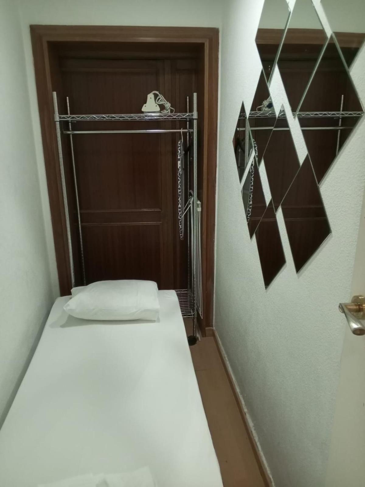 Studio Apartment photo 2