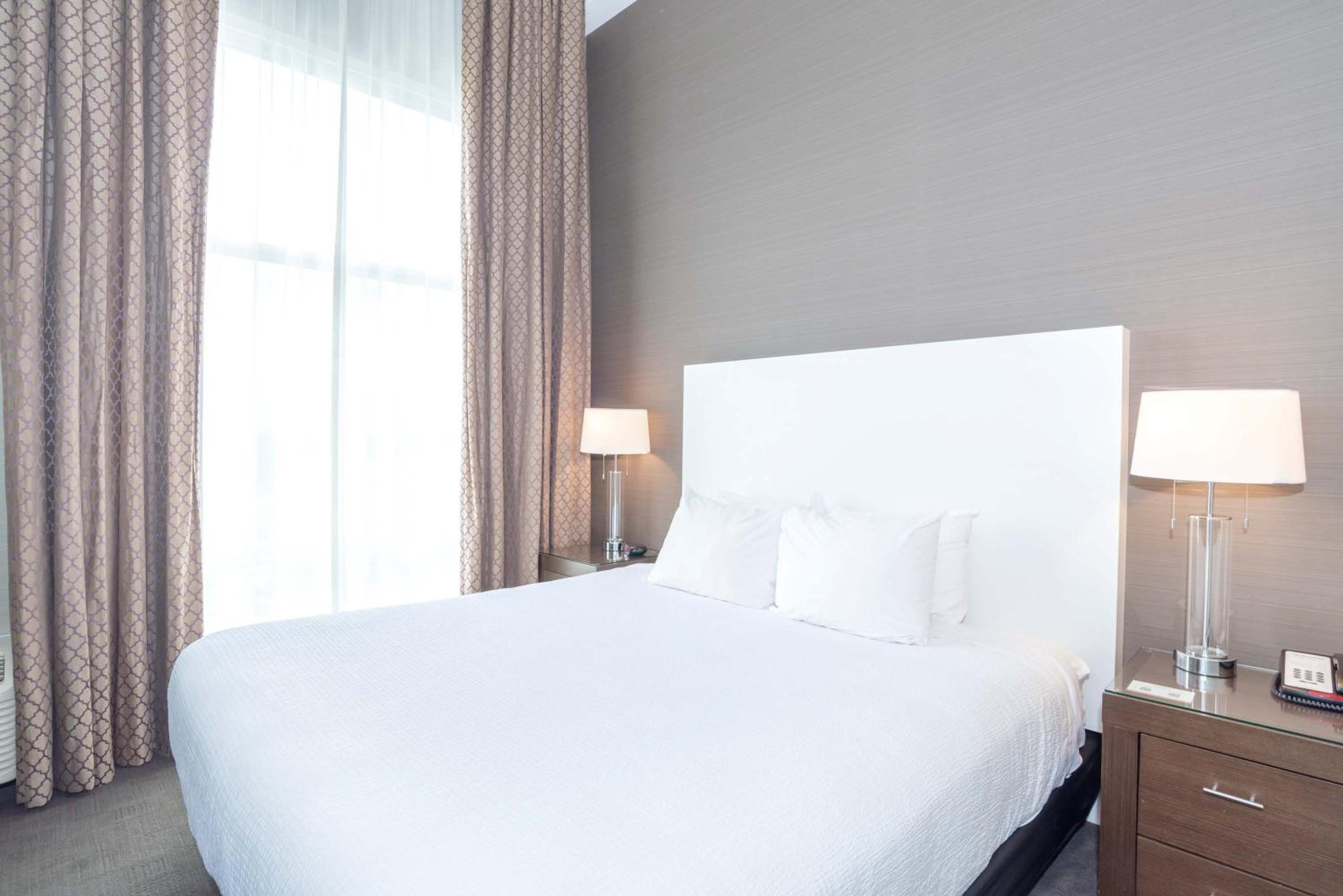 Family Suite, 1 King Bed, Bunk Beds, Kitchenette photo 1