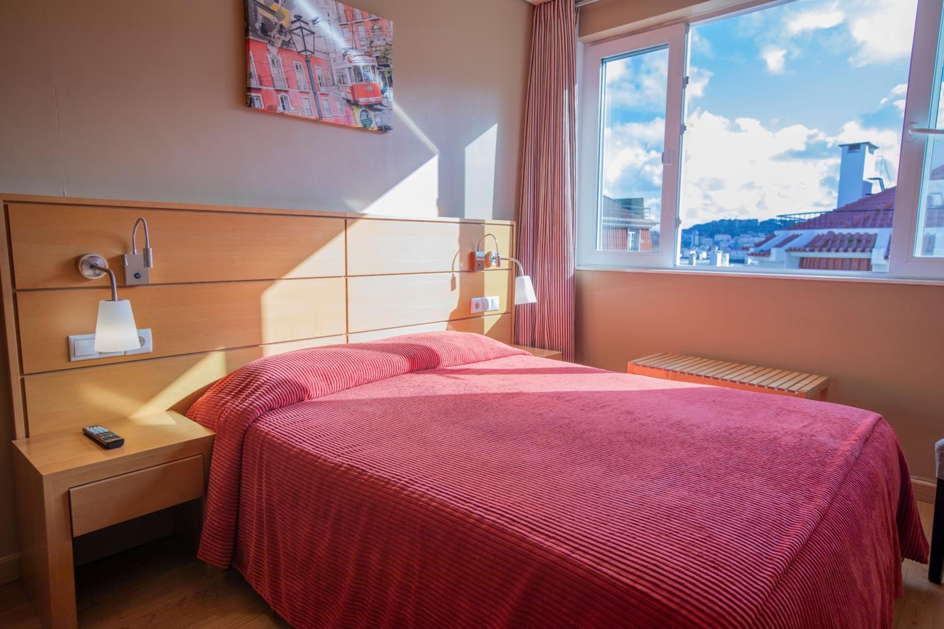 Double Room - Photo 3