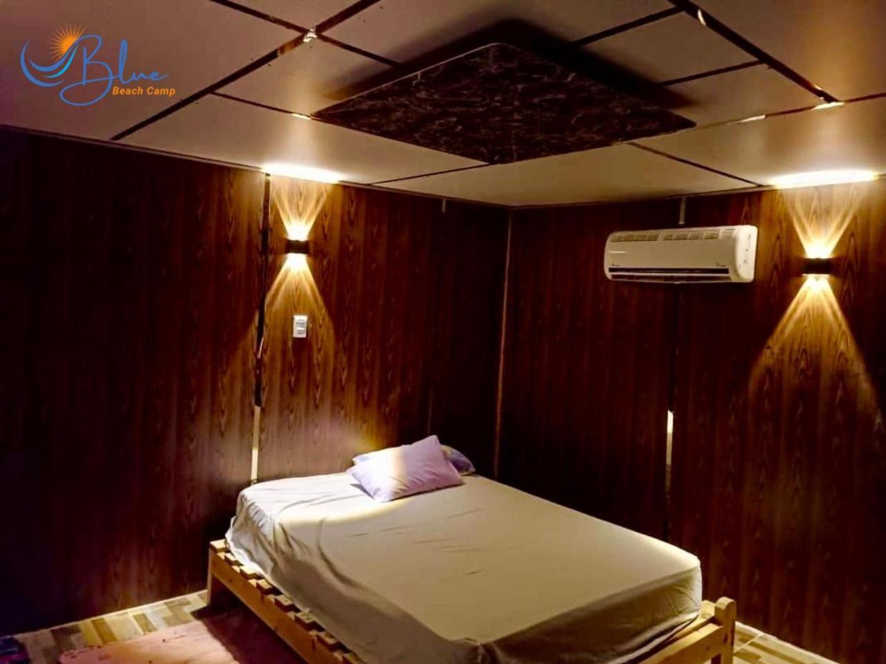 Single Room with Private Bathroom photo 3