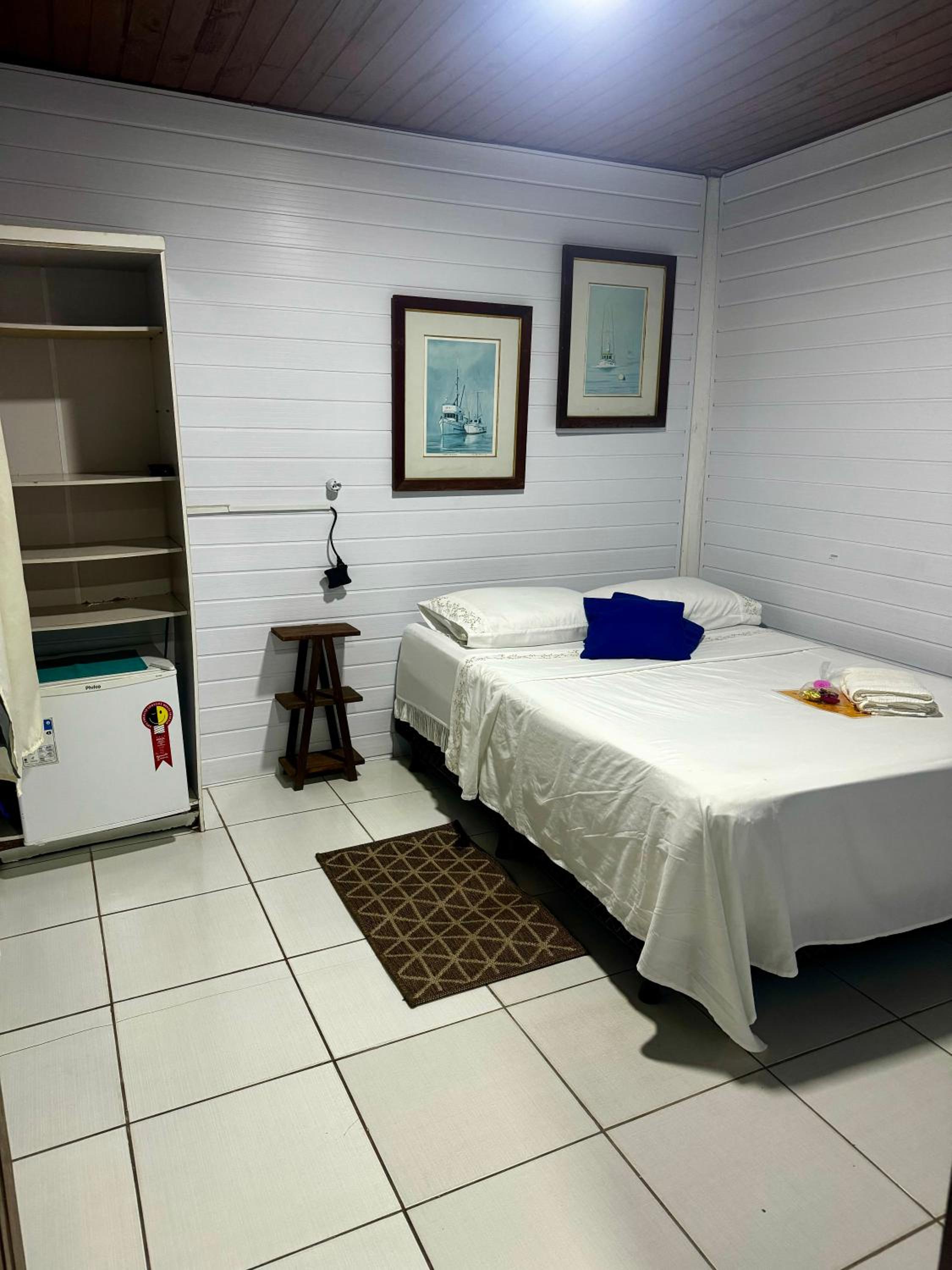 Double Room with Shared Bathroom photo 1