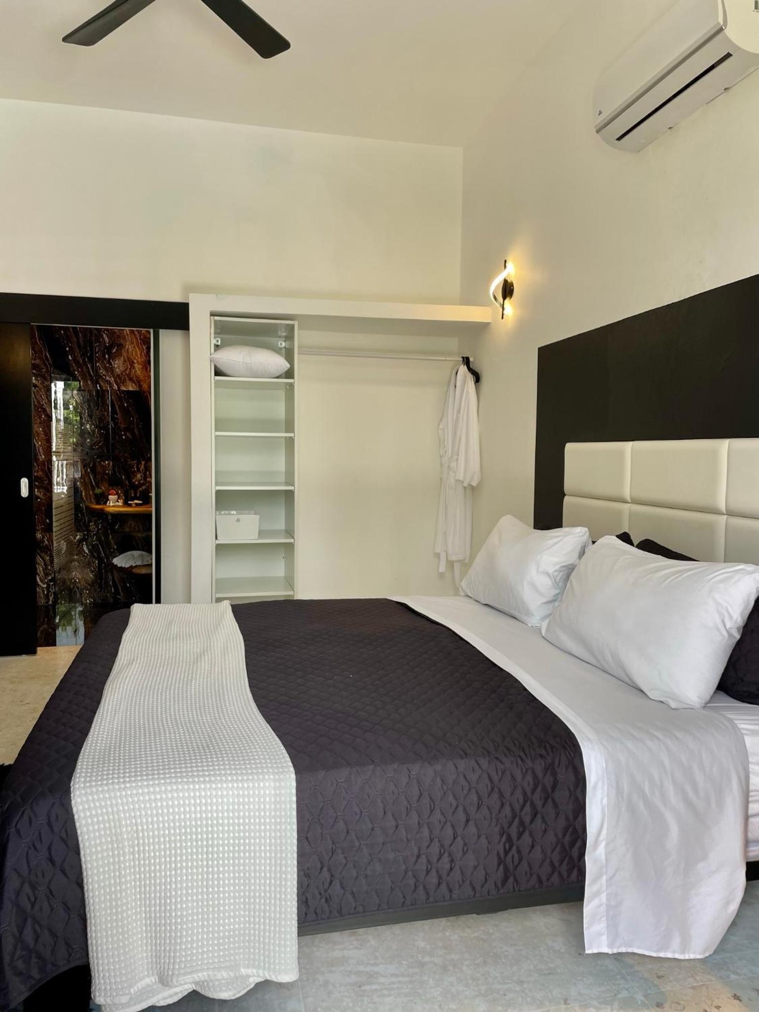 Villa with Sea View photo 1