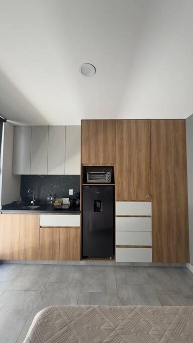 One-Bedroom Apartment photo 3