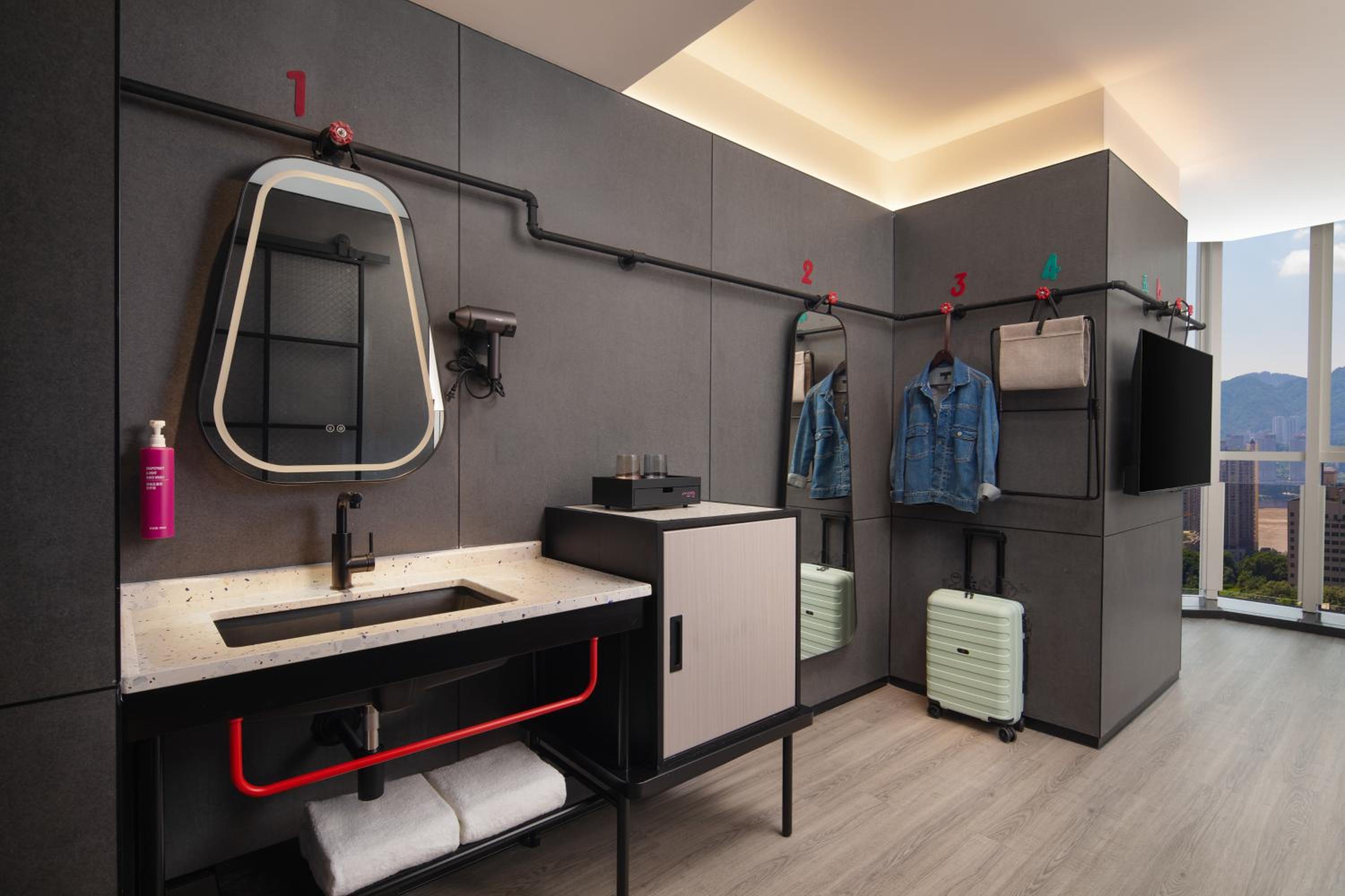 Twin Room with Landmark View