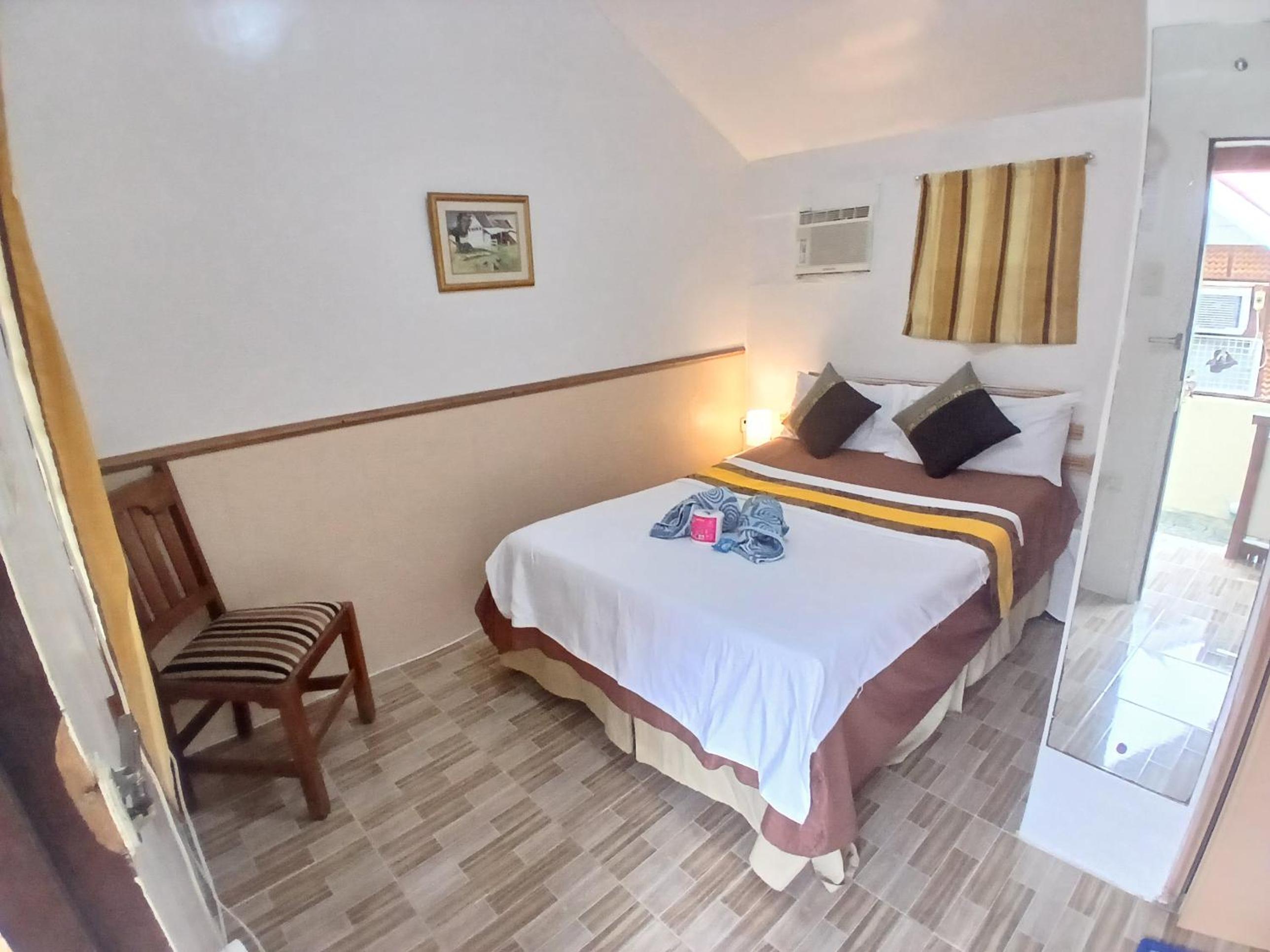 One-Bedroom Apartment - Photo 9