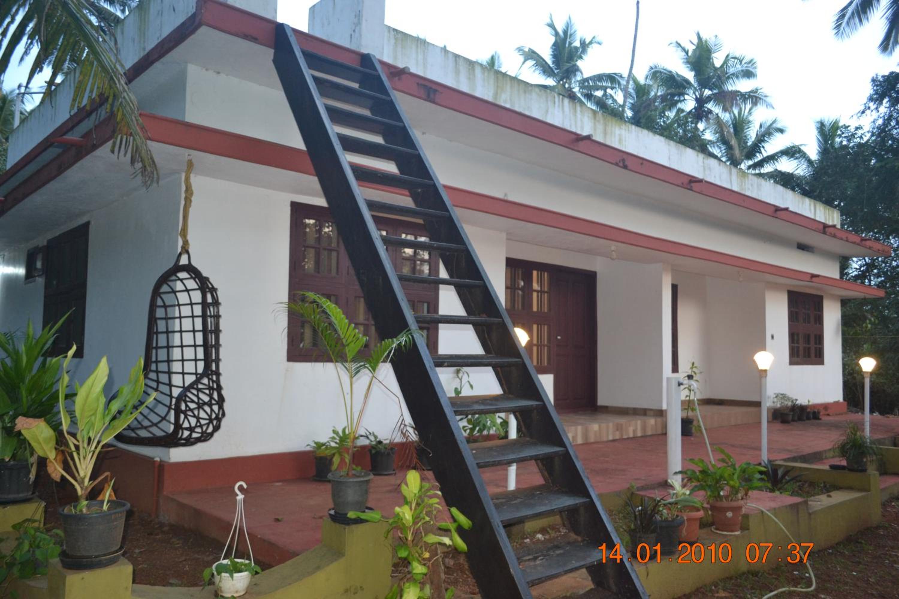 One-Bedroom House photo 2