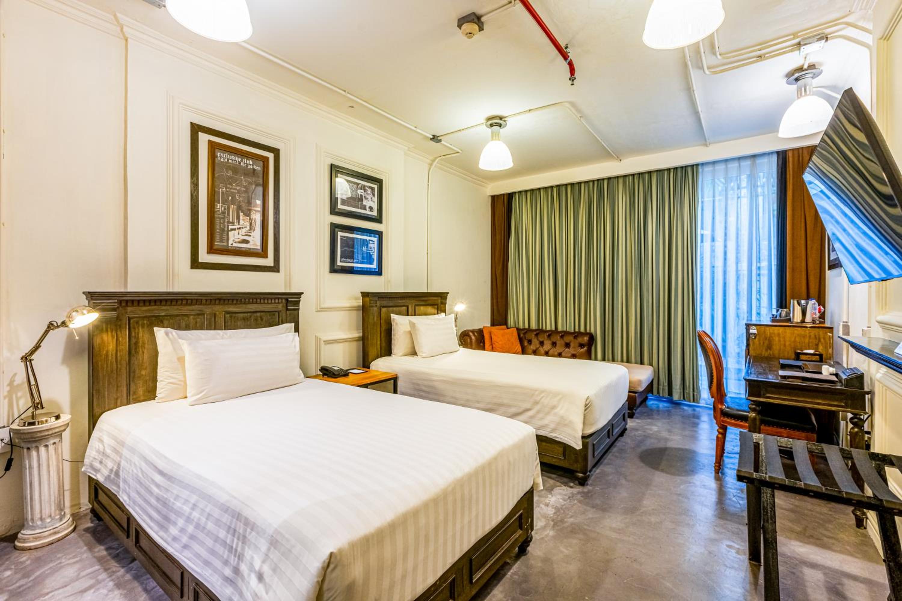 Standard Double or Twin Room thumbnail 5