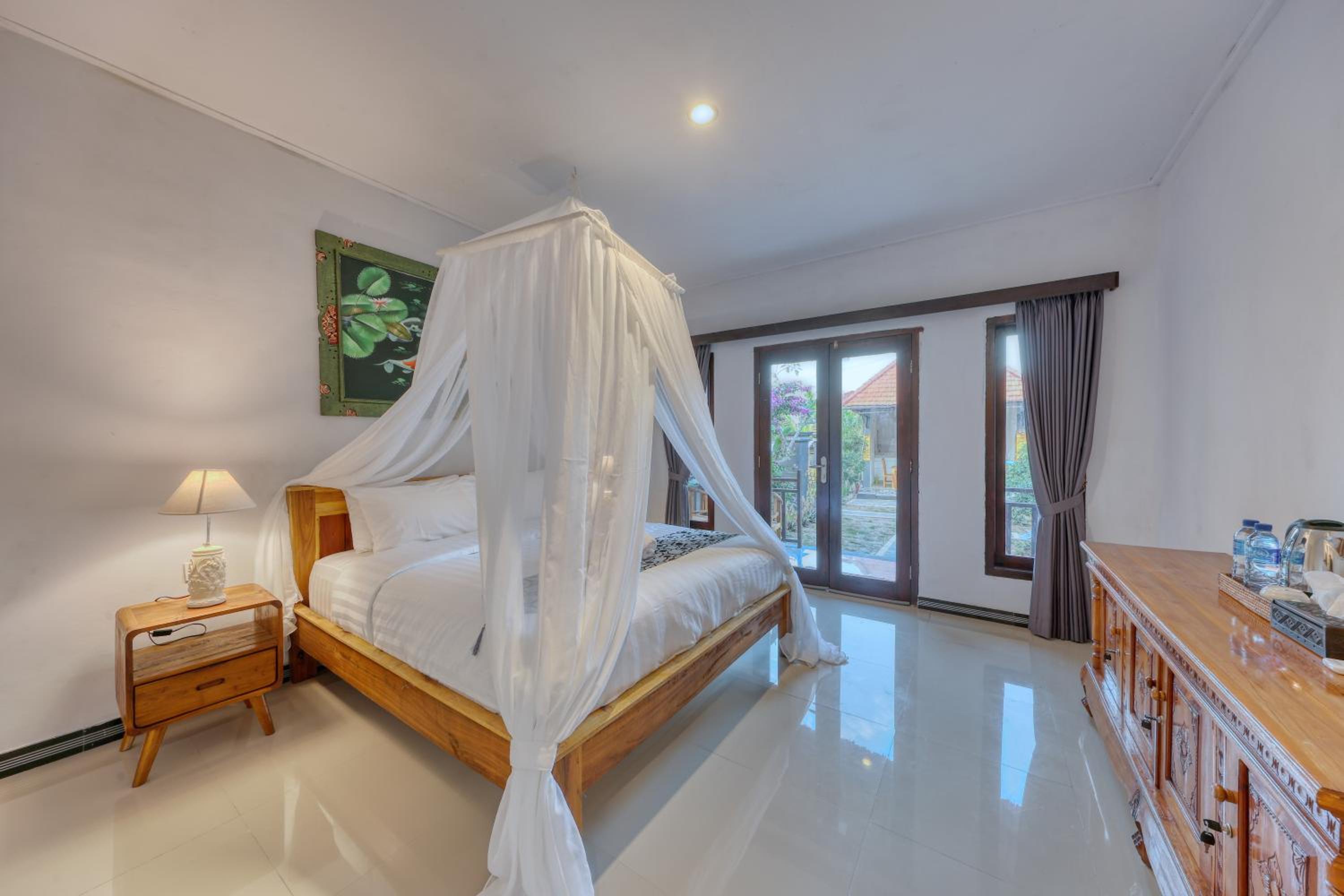 Double Room with Private Bathroom - Photo 11