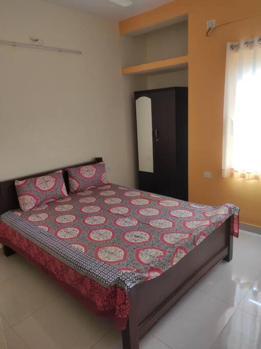 Three-Bedroom Apartment photo 1
