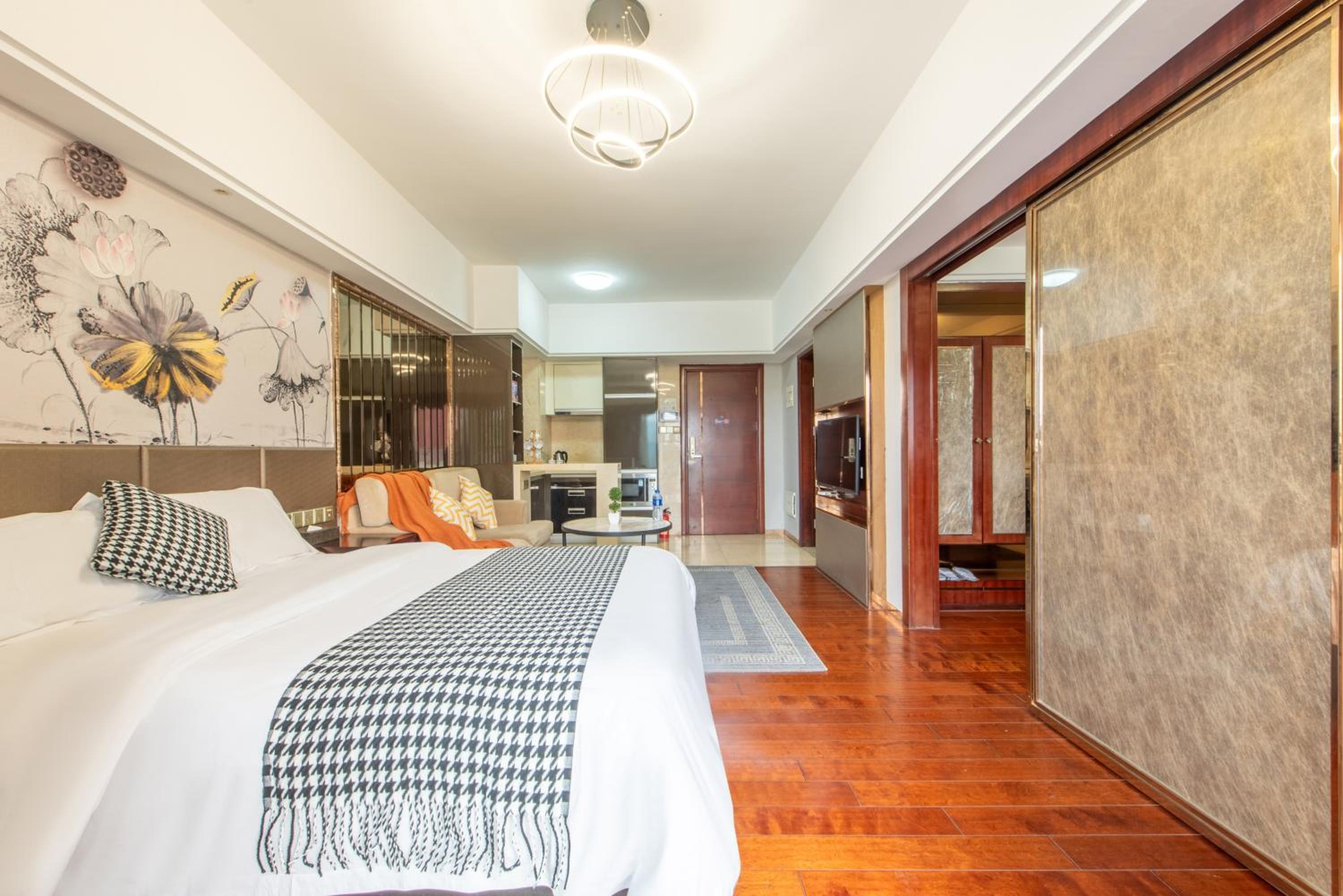 Executive Suite photo 1