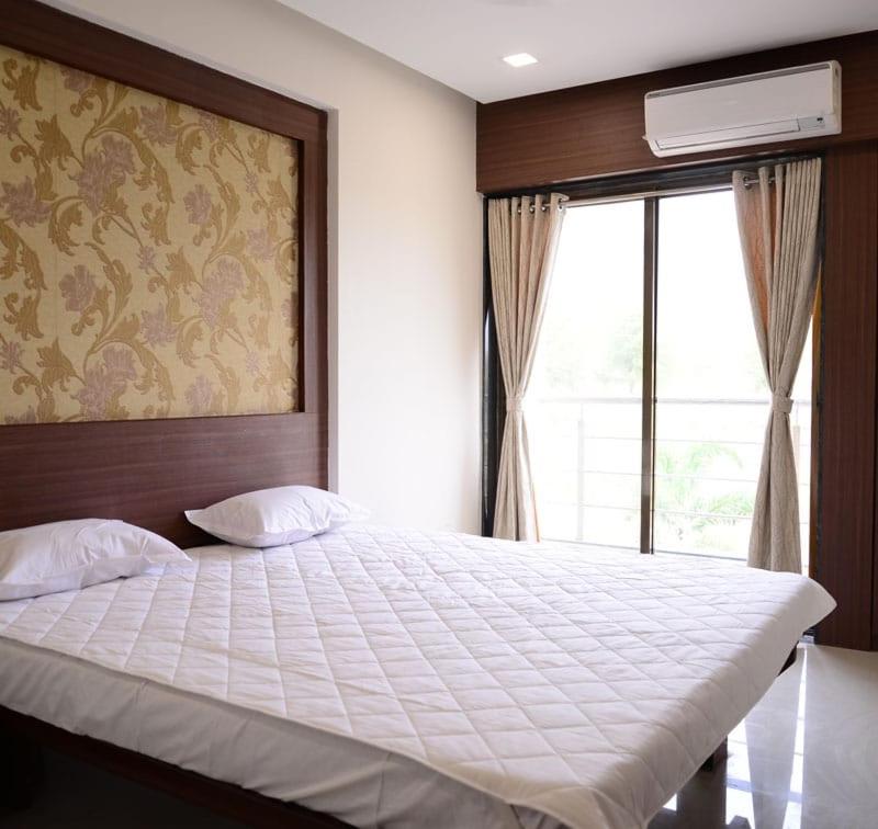 Deluxe Room (2 Adults + 1 Child) photo 1