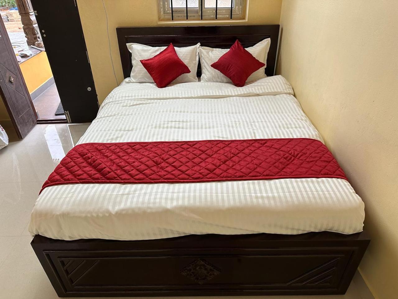 Budget Double Room photo 1