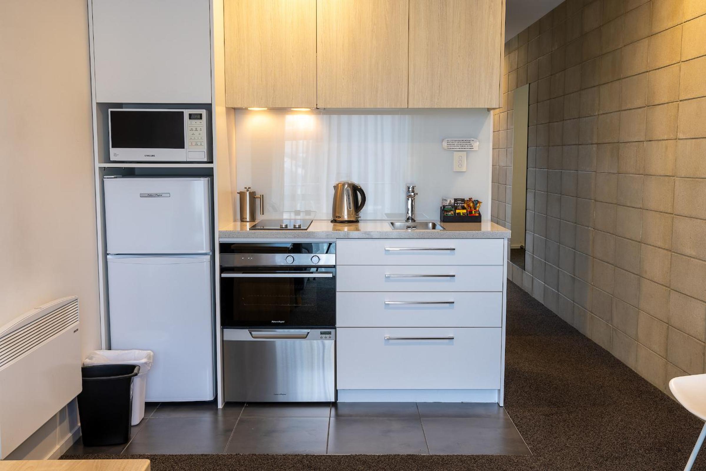 Studio Apartment – Stairs Only Access photo 2