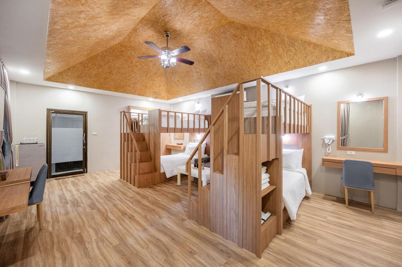 Quadruple Room with Garden View - Photo 6