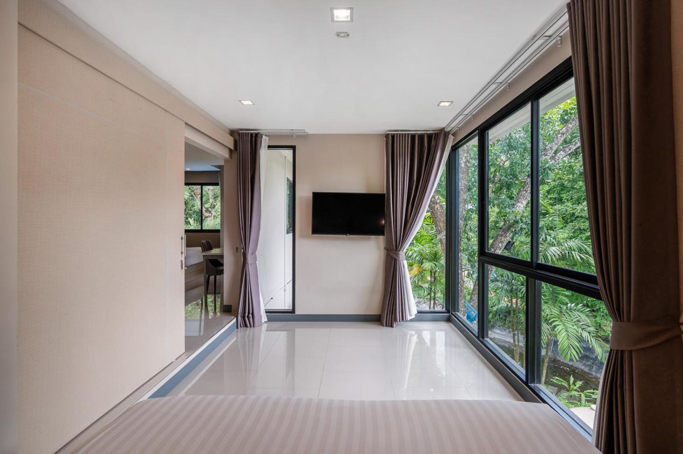 Deluxe Quadruple Room - Photo 5