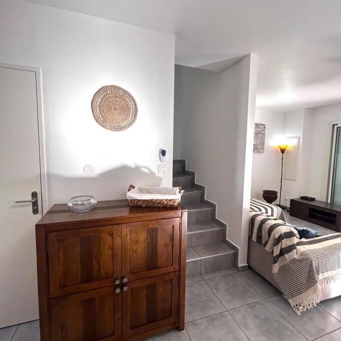 Three-Bedroom House photo 1