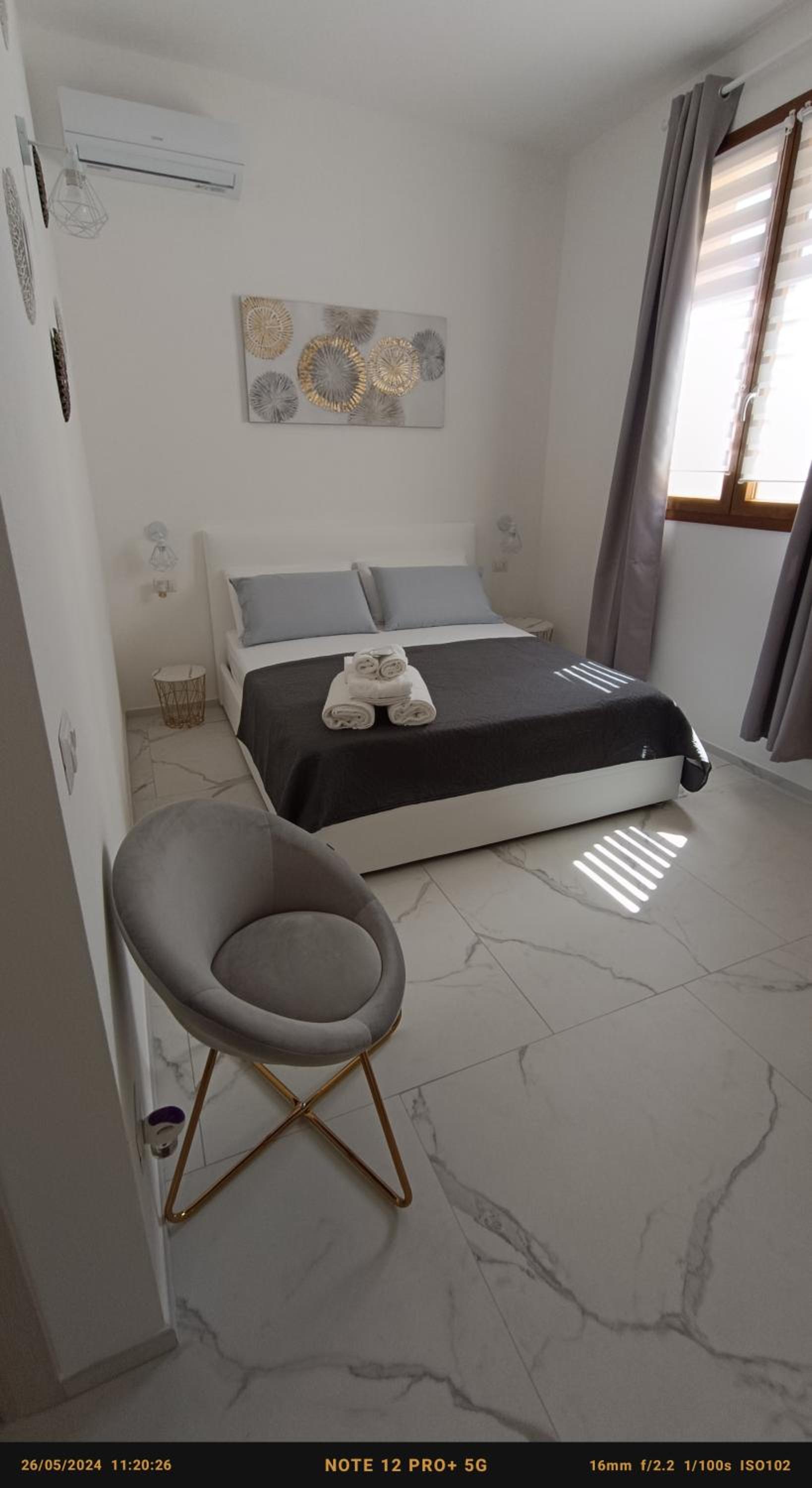 Double Room with Private Bathroom photo 2