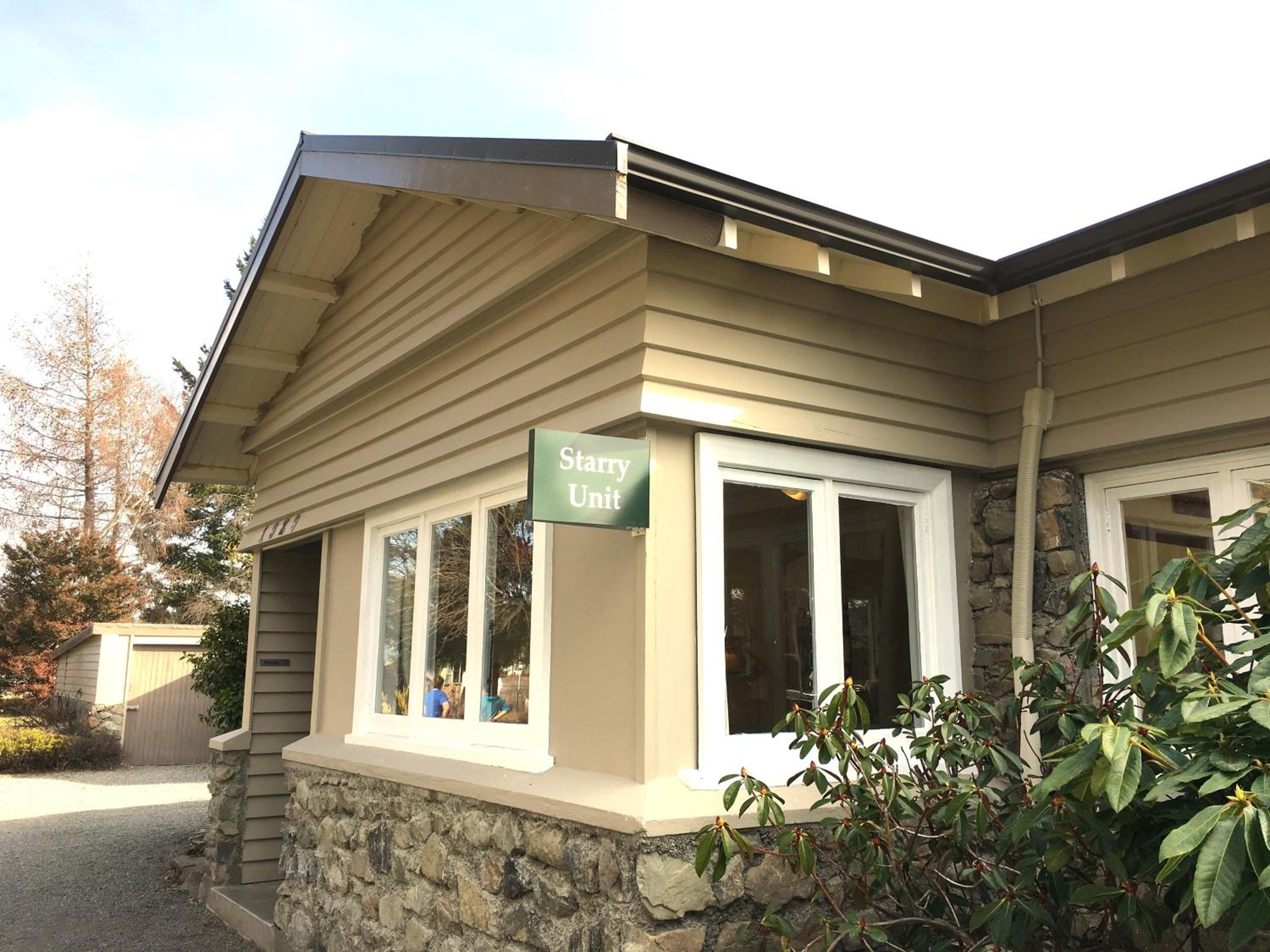 Two-Bedroom House - Photo 18
