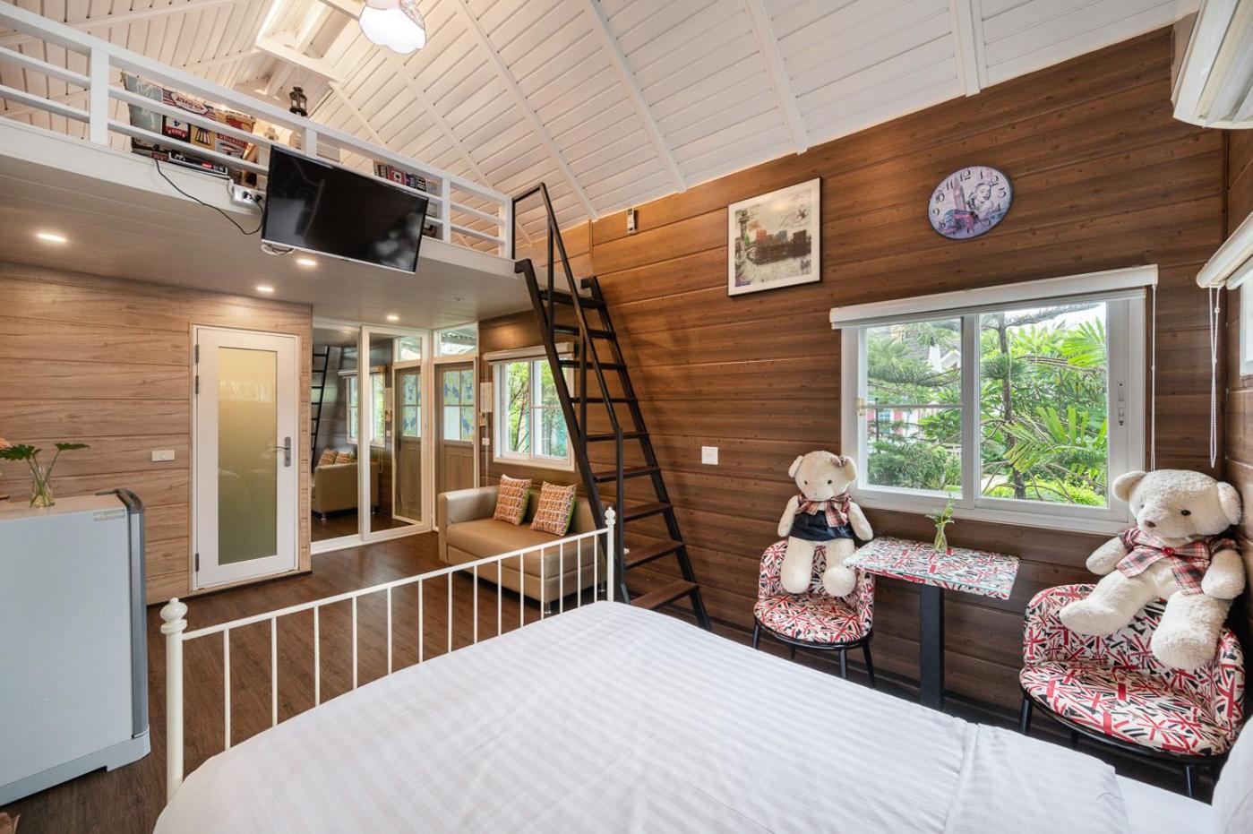 Deluxe Bungalow - Photo 1