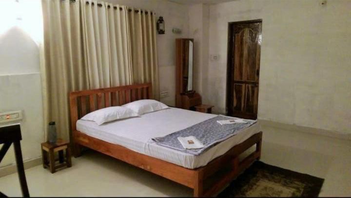 Double Room With Private Bathroom photo 3