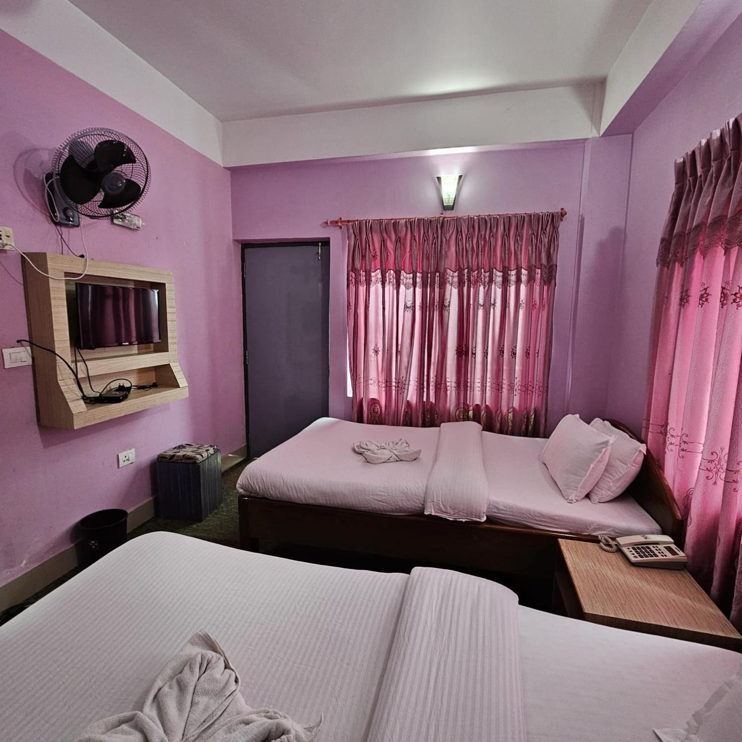 Standard Twin Room photo 3