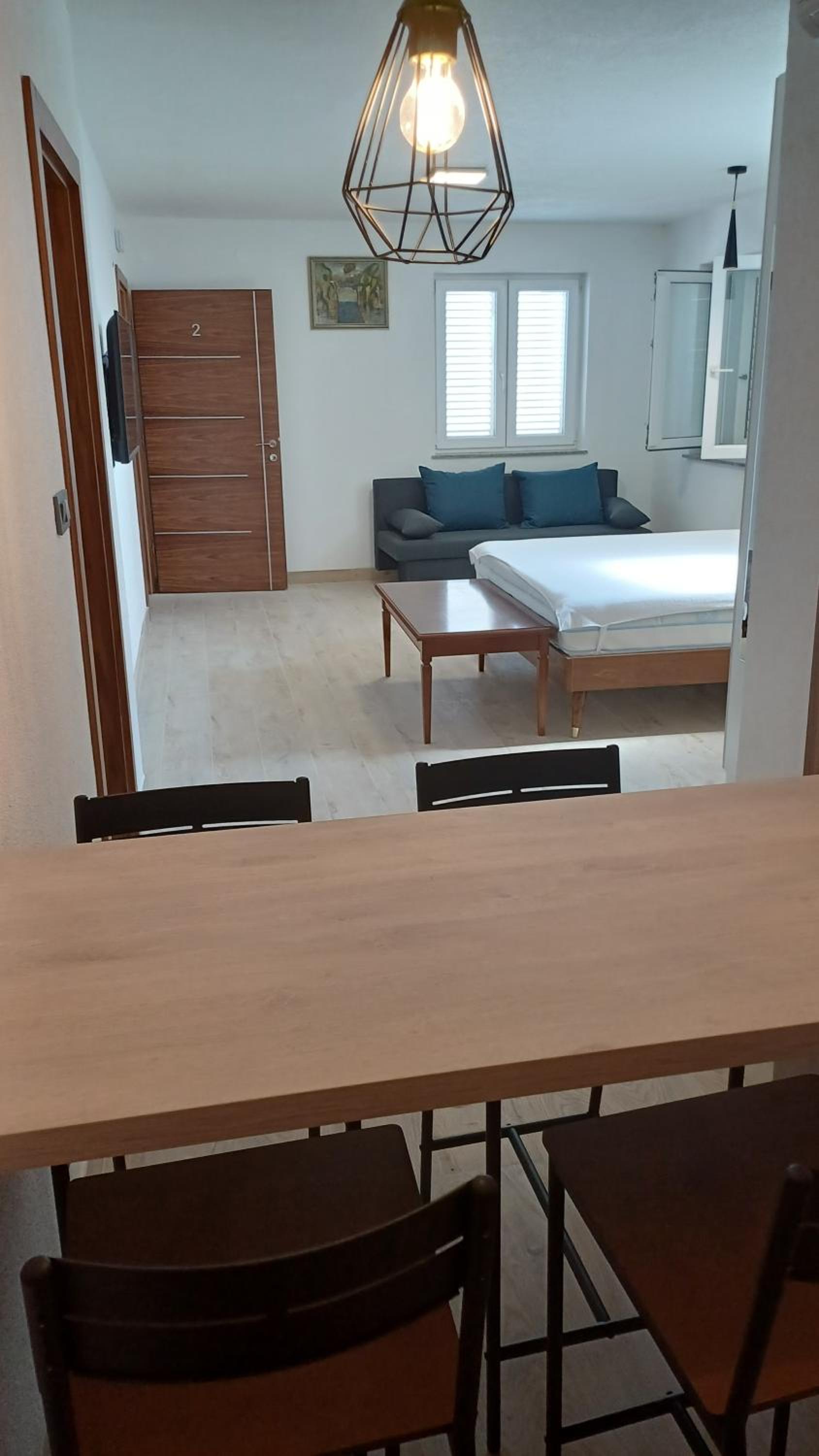 One-Bedroom Apartment photo 3