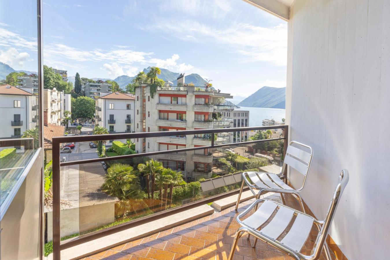 Comfort Double Room with Balcony - Photo 4