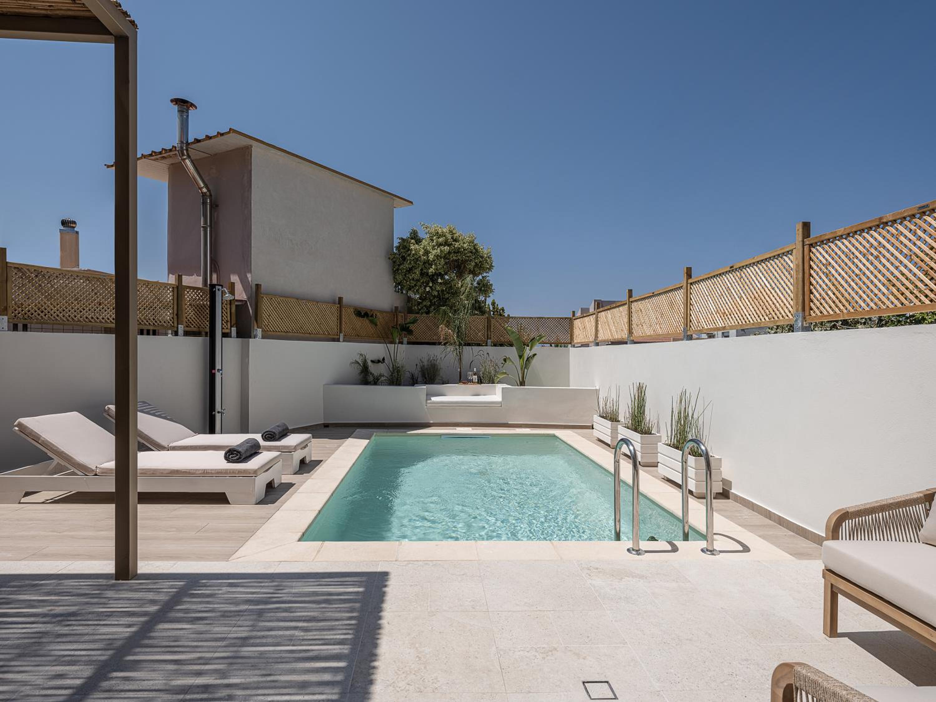 Three-Bedroom Villa photo 2