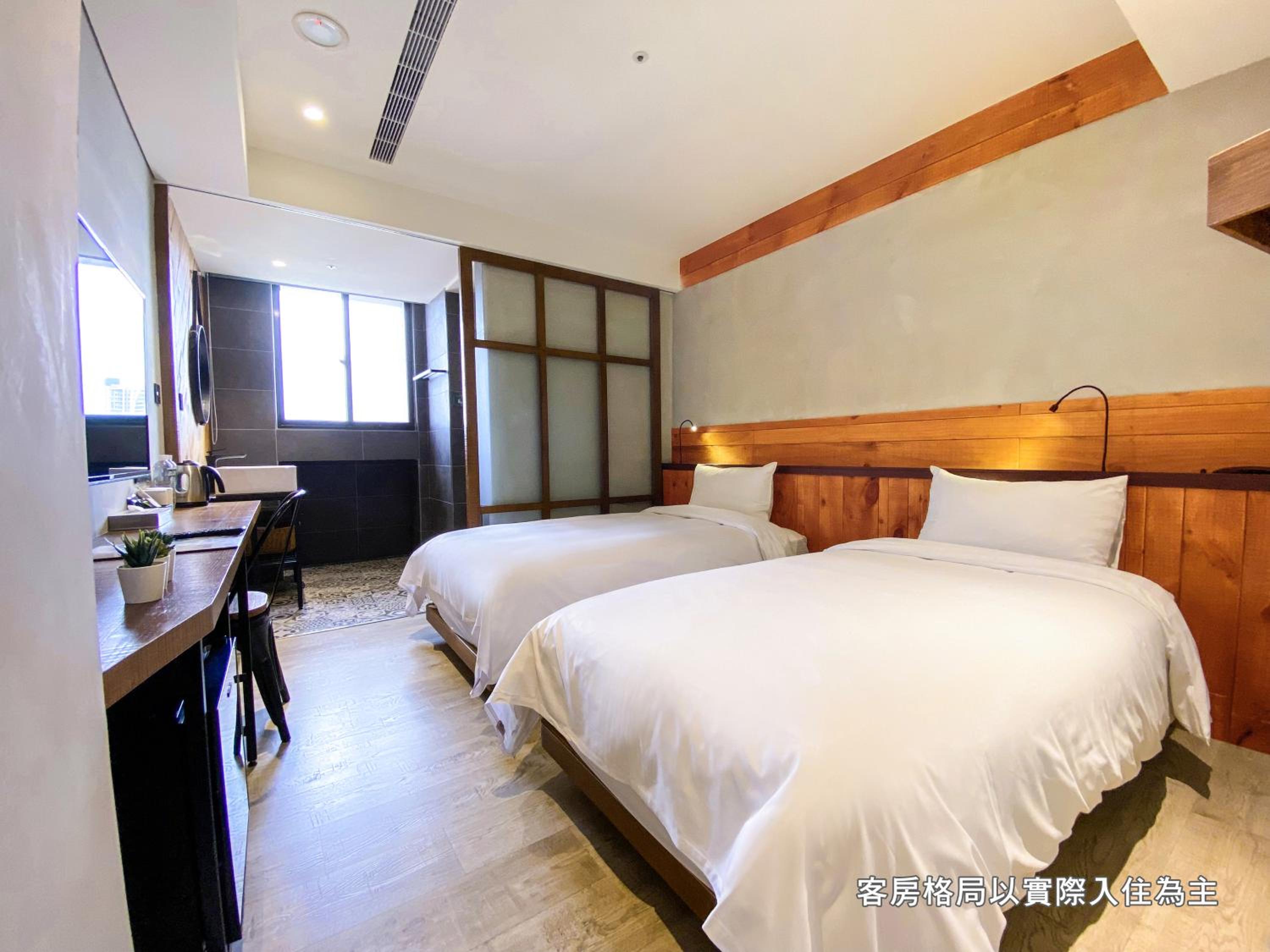 Economy Twin Room - No Parking photo 3