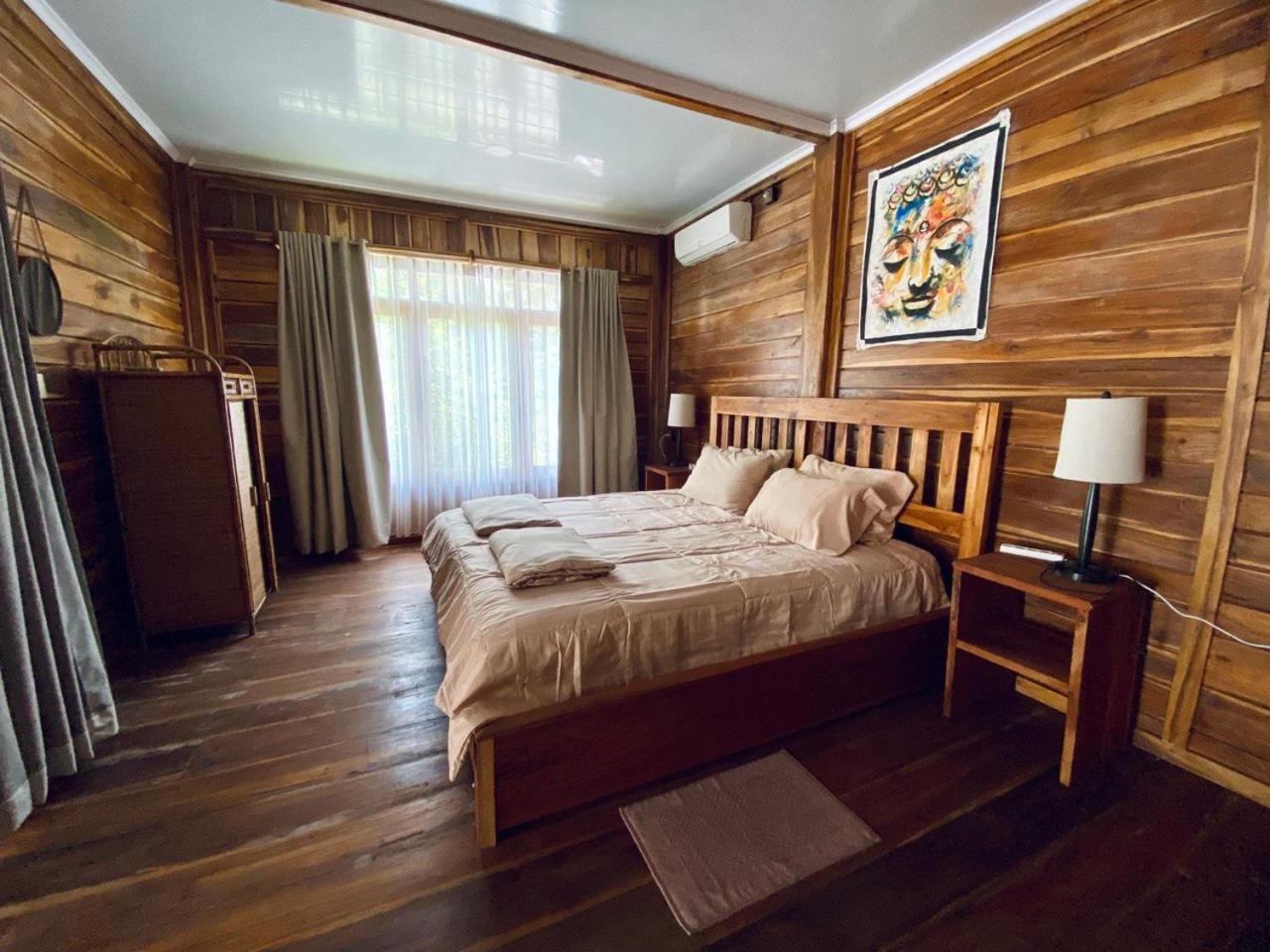 Deluxe Double Room with Balcony photo 3