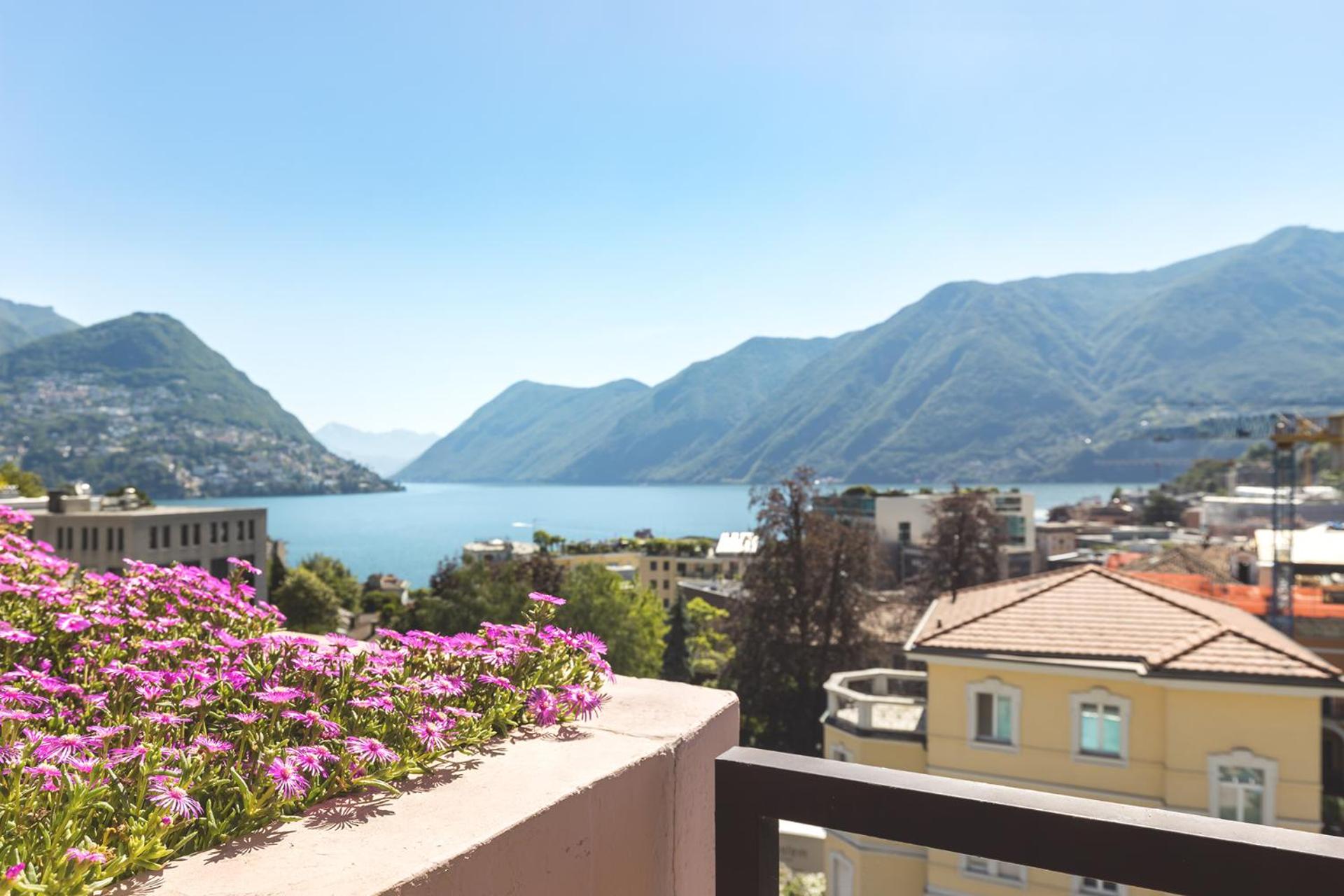 Superior Double Room with Lake View - Photo 5