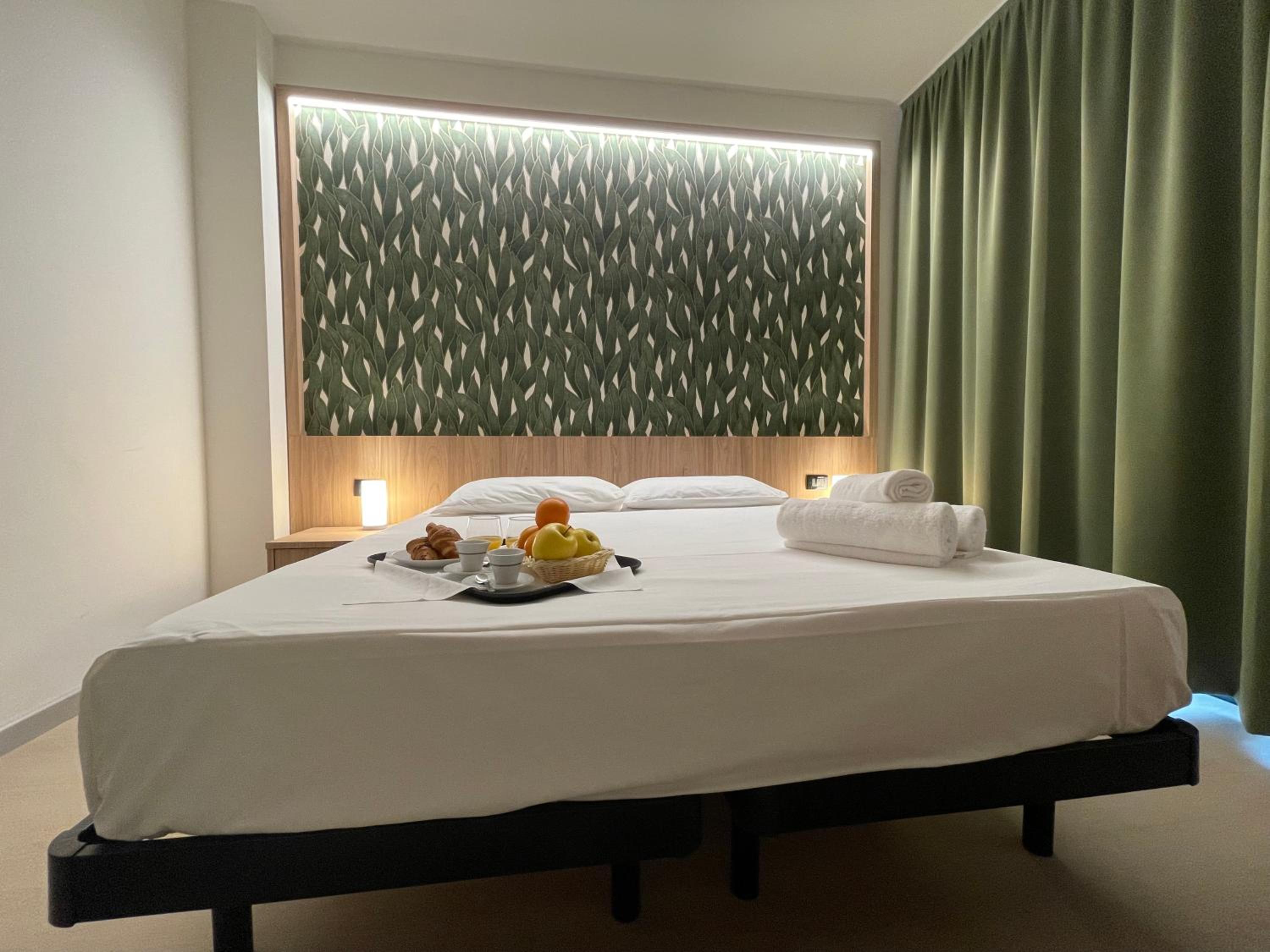 Double Room - Photo 2