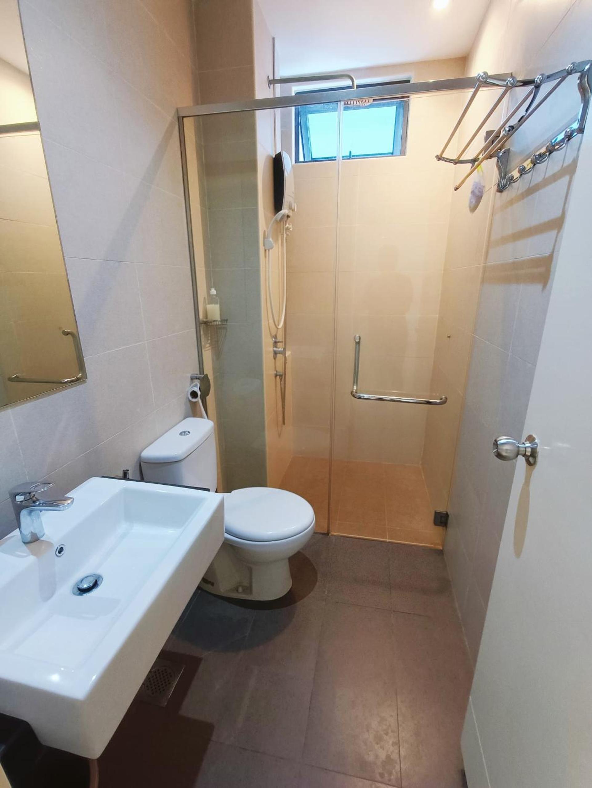 One-Bedroom Apartment - Photo 32