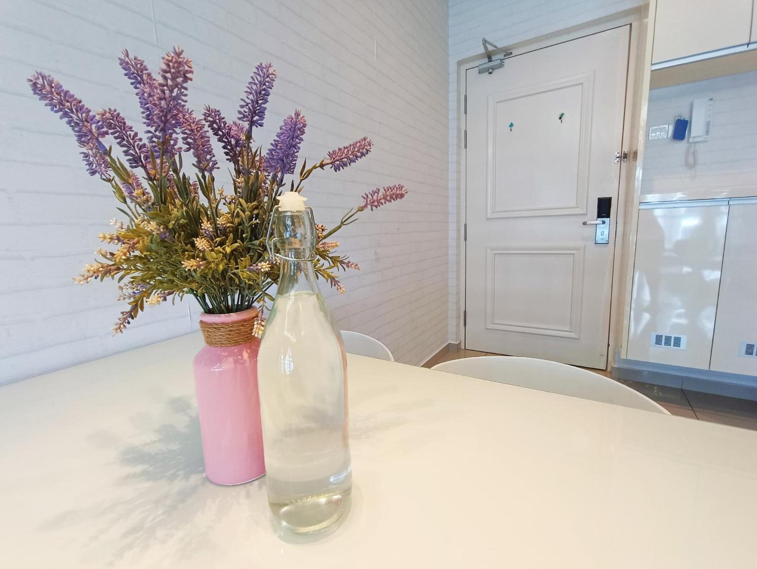One-Bedroom Apartment - Photo 33