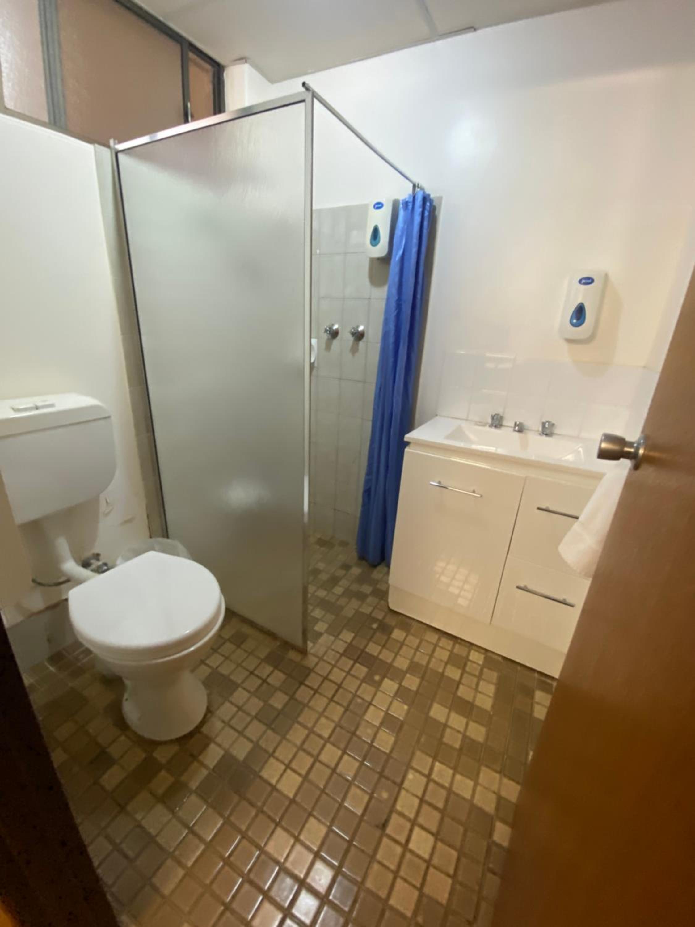 Standard Twin Room with Sofa photo 3