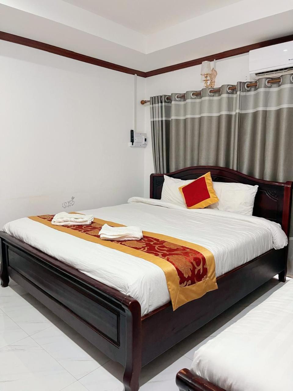 Deluxe Family Room - Photo 4