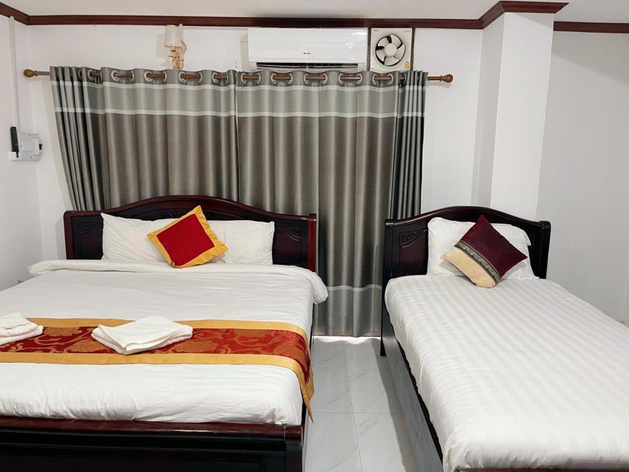Deluxe Family Room - Photo 3