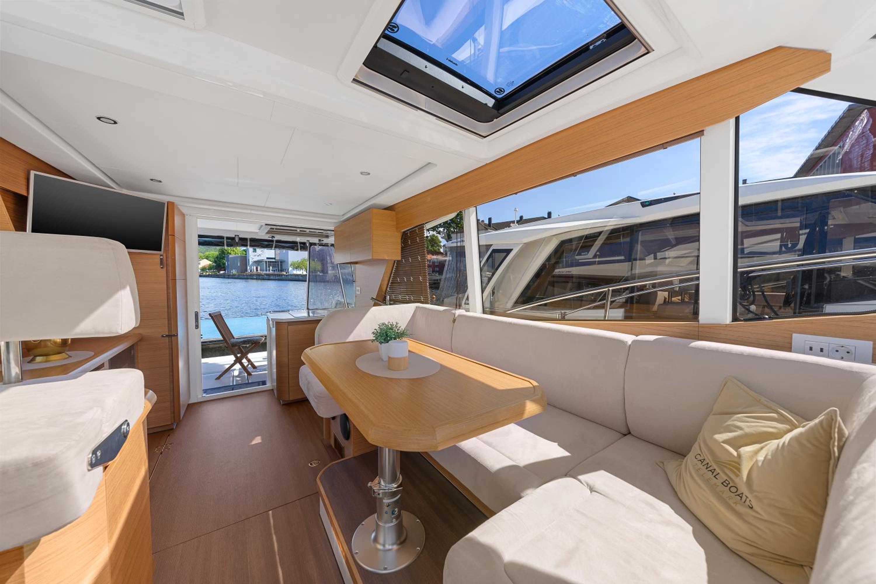 Suite With River View photo 1