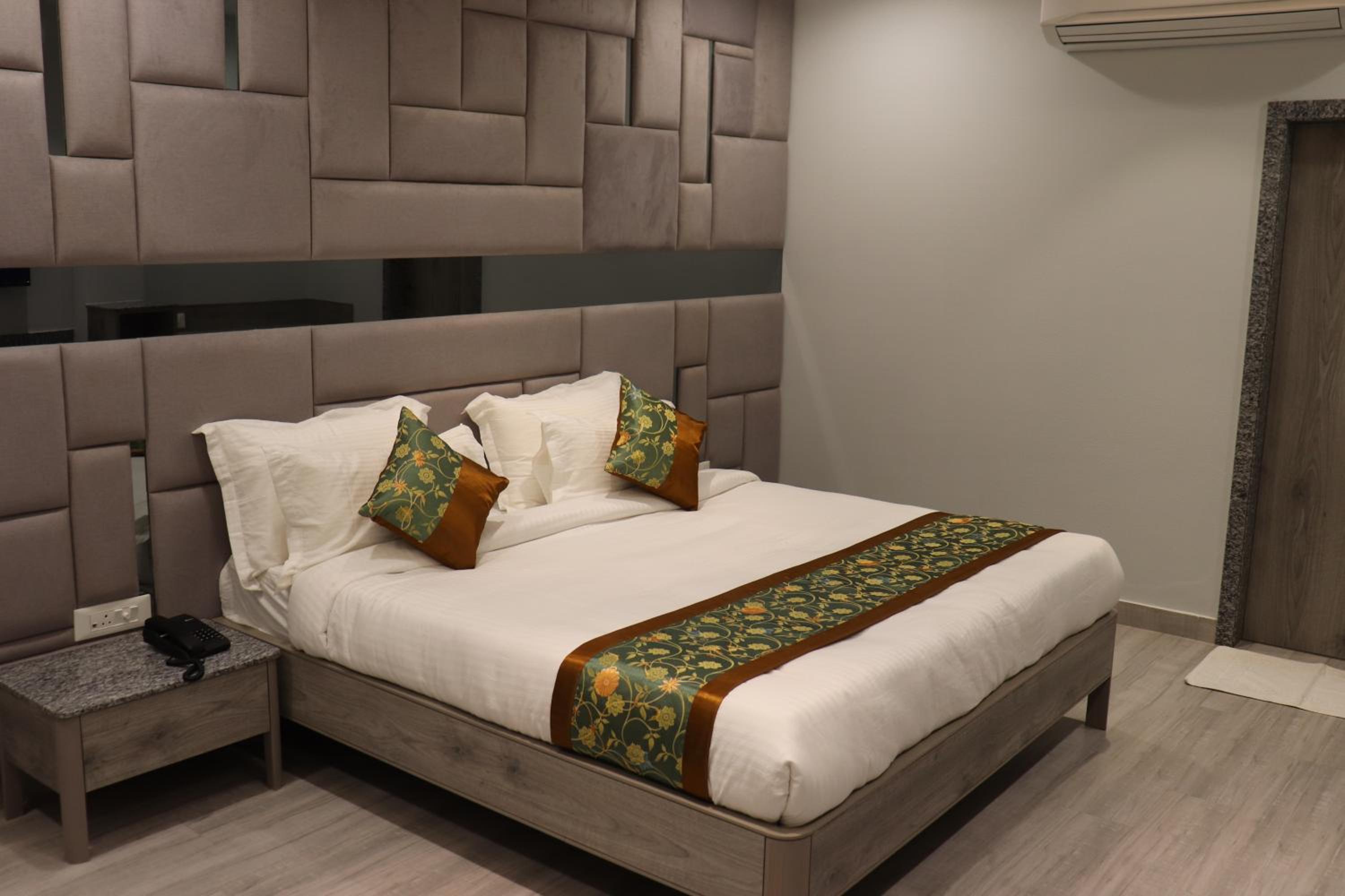 Luxury Suite Room  photo 1
