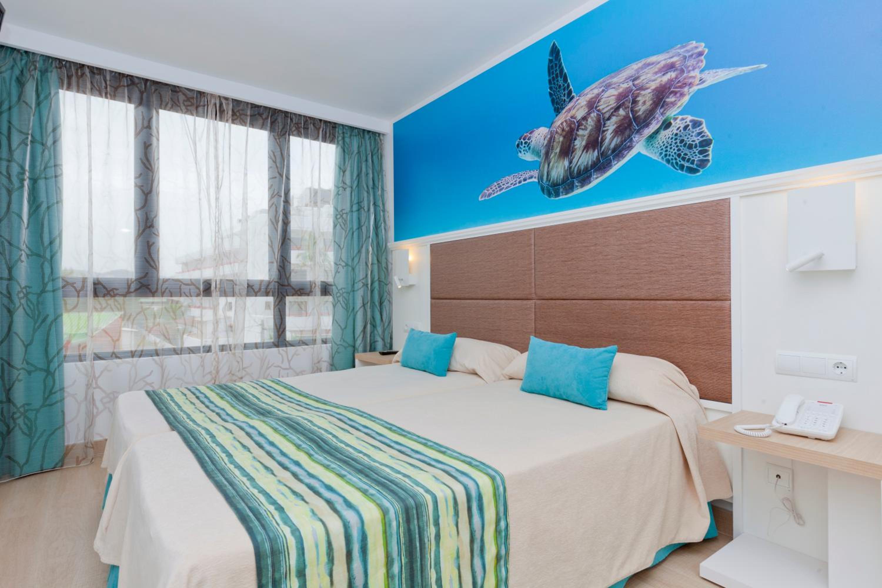 Double or Twin Room photo 3