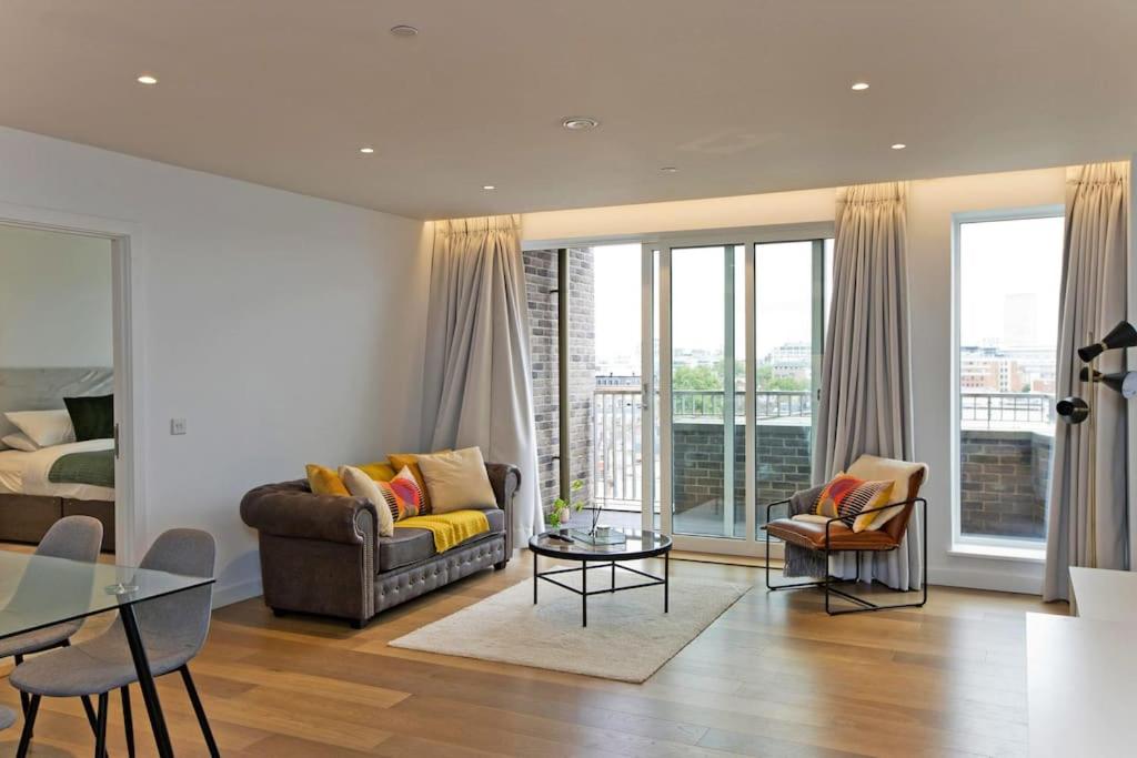 Two-Bedroom Apartment With City View photo 1