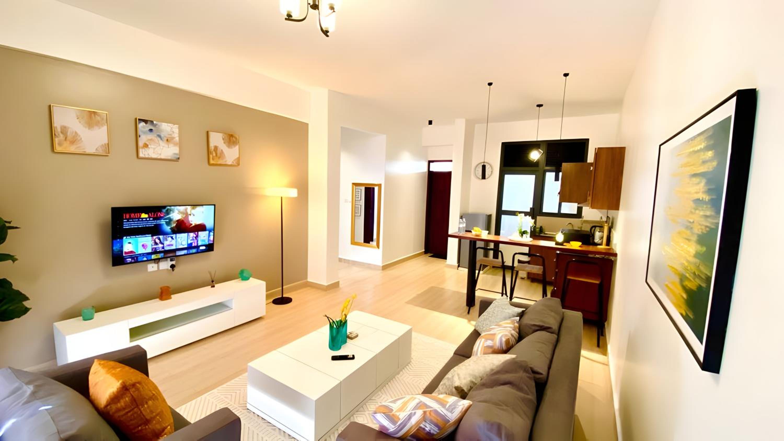 Two-Bedroom Apartment With Lake View photo 1